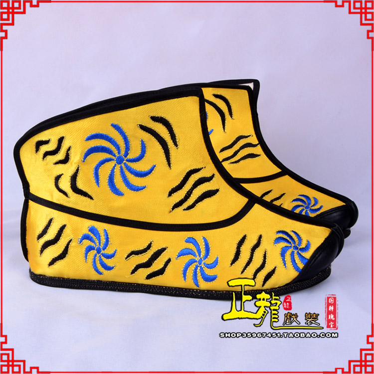 龙南.美猴王靴子虎纹靴金黄快靴 猴鞋